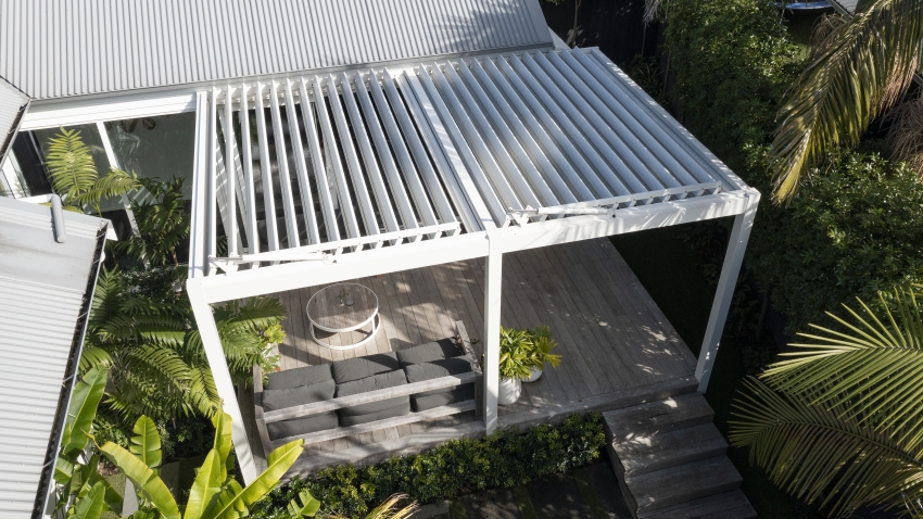 Wall Mounted Bask Overhead View